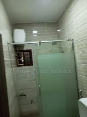 3bdrm Bungalow in Galadimawa - Dakwo for sale