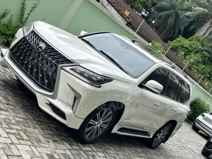 Lexus LX 570 (5 seats) AWD 2017 White