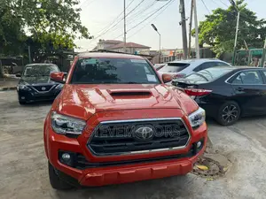 Toyota Tacoma 2018 Red