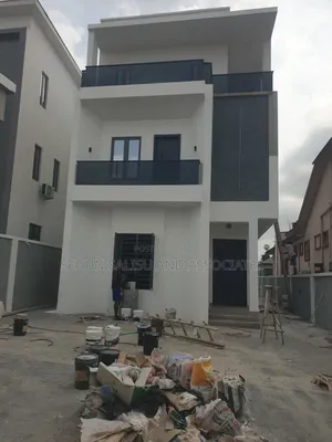 6bdrm Duplex in Magodo Gra for sale