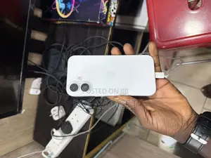 Apple iPhone 16 128 GB White