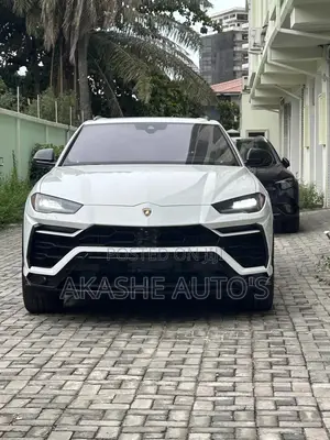 Lamborghini Urus Base 2019 White