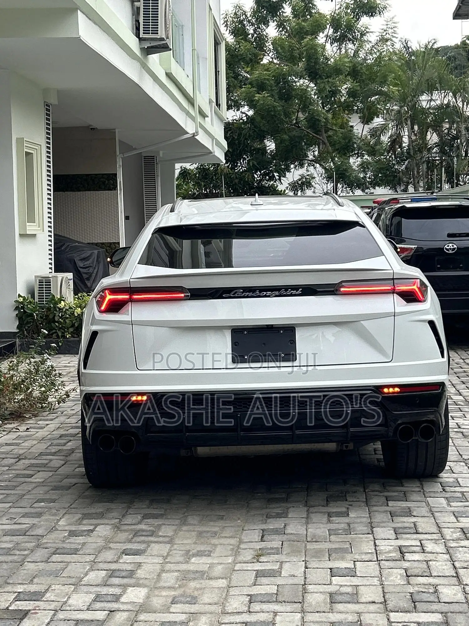 Lamborghini Urus Base 2019 White