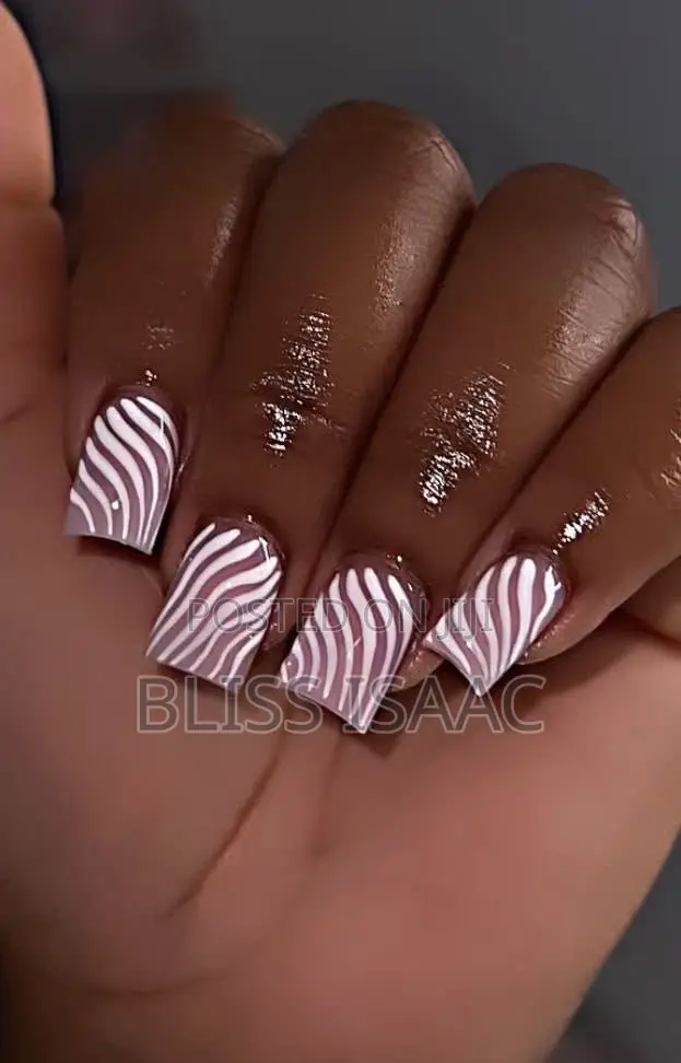 Custom Press on Nails