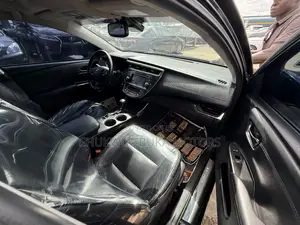 Toyota Avalon Limited Sedan FWD (3.5L 6cyl 6A) 2017 Black