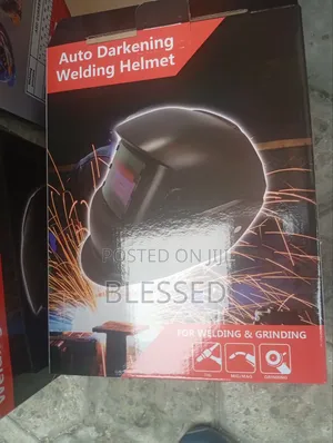 Auto Darkening Welding Helmet