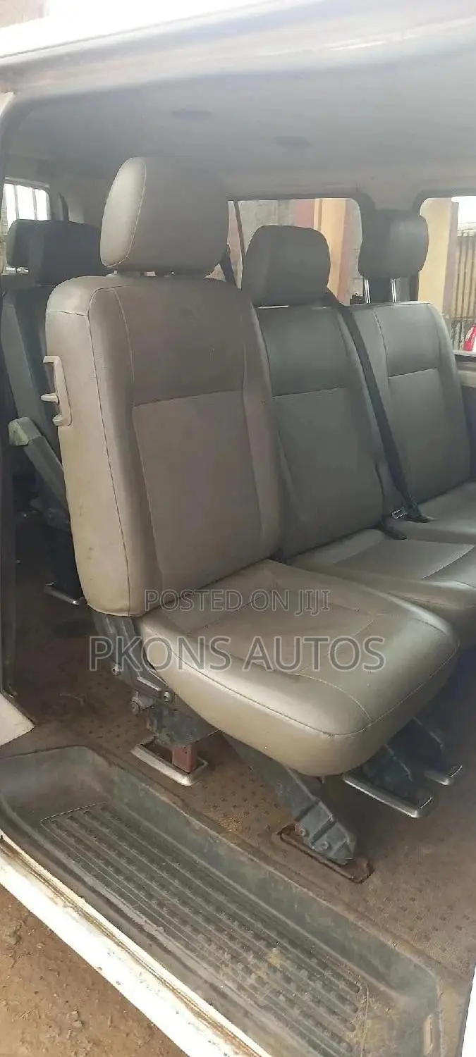 Volkswagen Transporter 2005 White