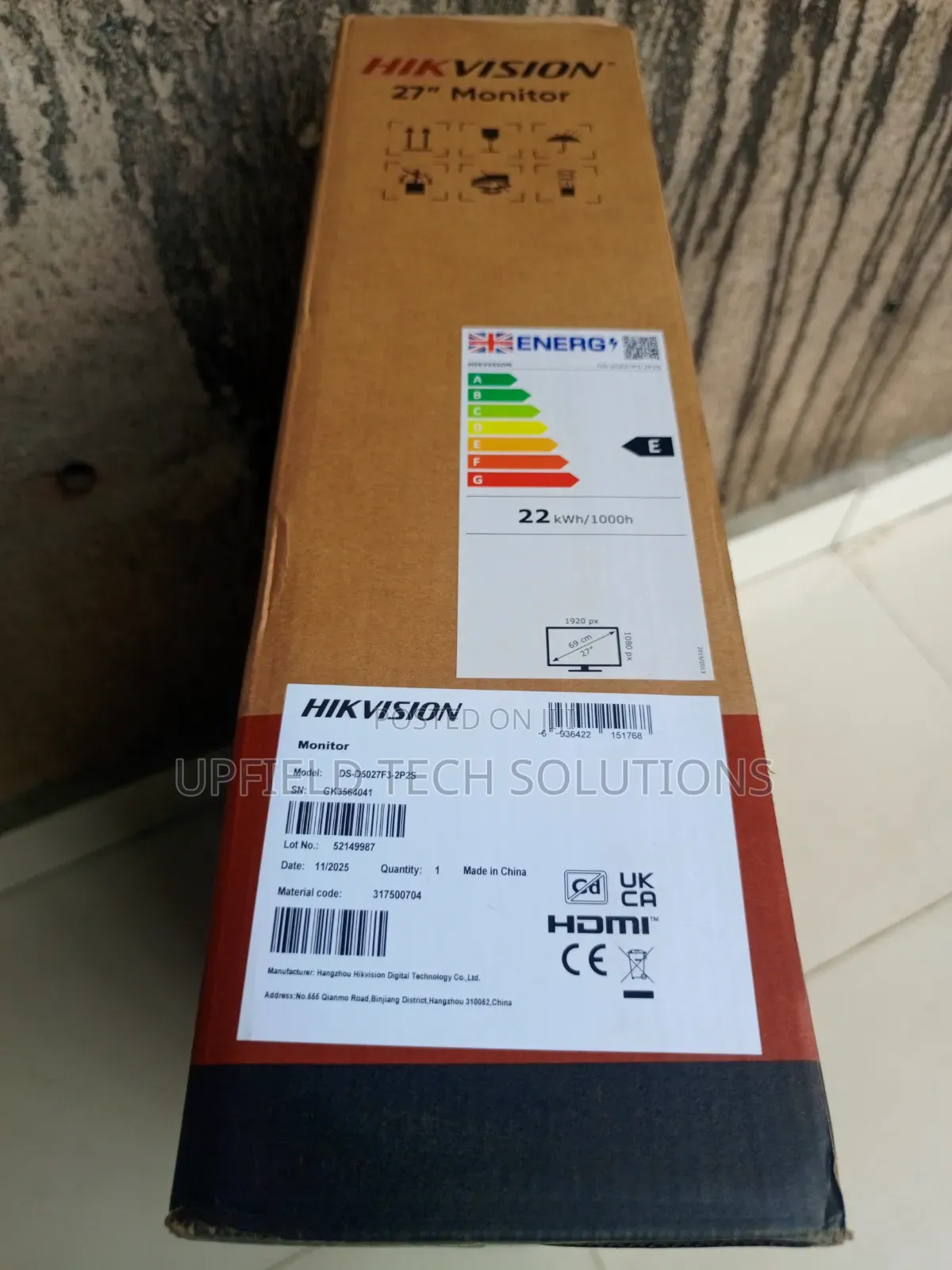 27" Monitor