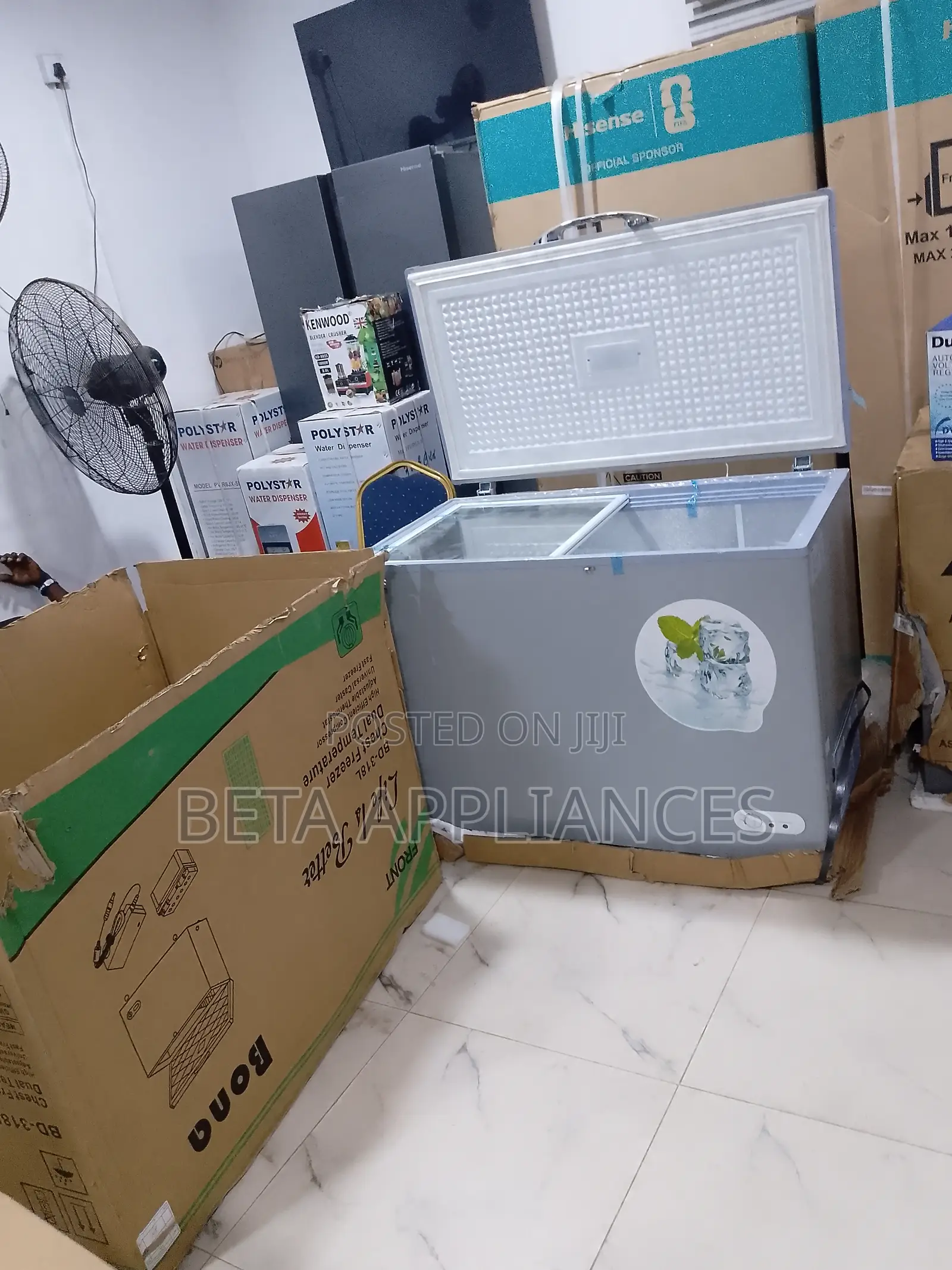 Bona 300l Solar Freezer Compact and Spacious