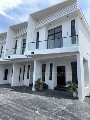 4bdrm Duplex in Lekki Peninsula for sale