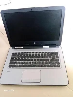 Laptop HP 348 G4 8GB Intel Core i5 SSD 256GB
