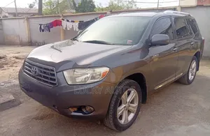 Toyota Highlander 2010 Silver