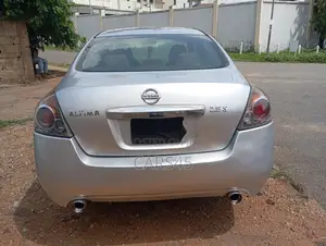 Nissan Altima 2012 Silver