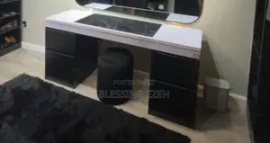 Vanity Dresser Table With Stool
