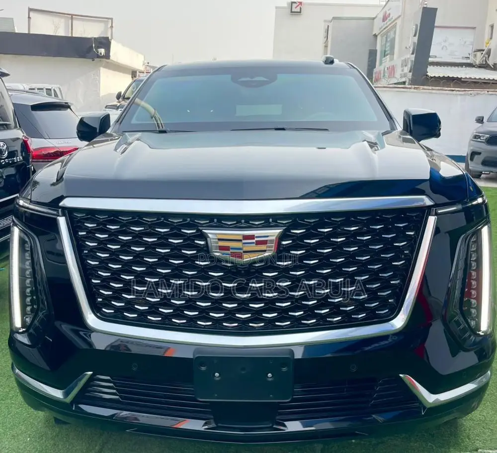 Cadillac Escalade Base 2026 Black