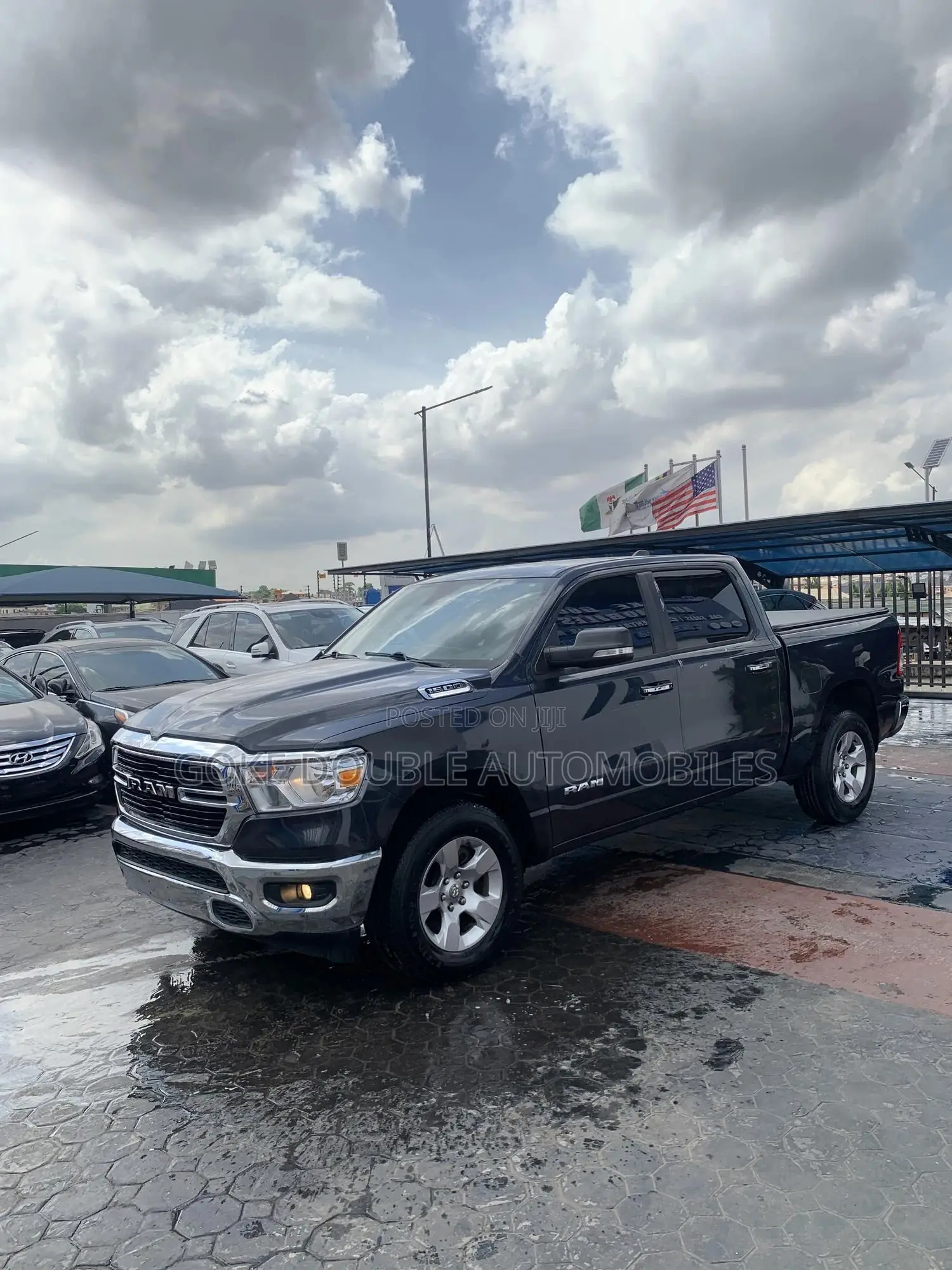 RAM 1500 2023 Black