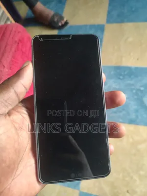 LG G6 32 GB Black