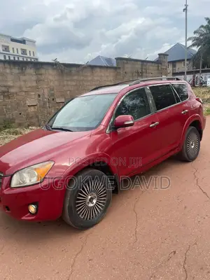 Toyota RAV4 2008 Red