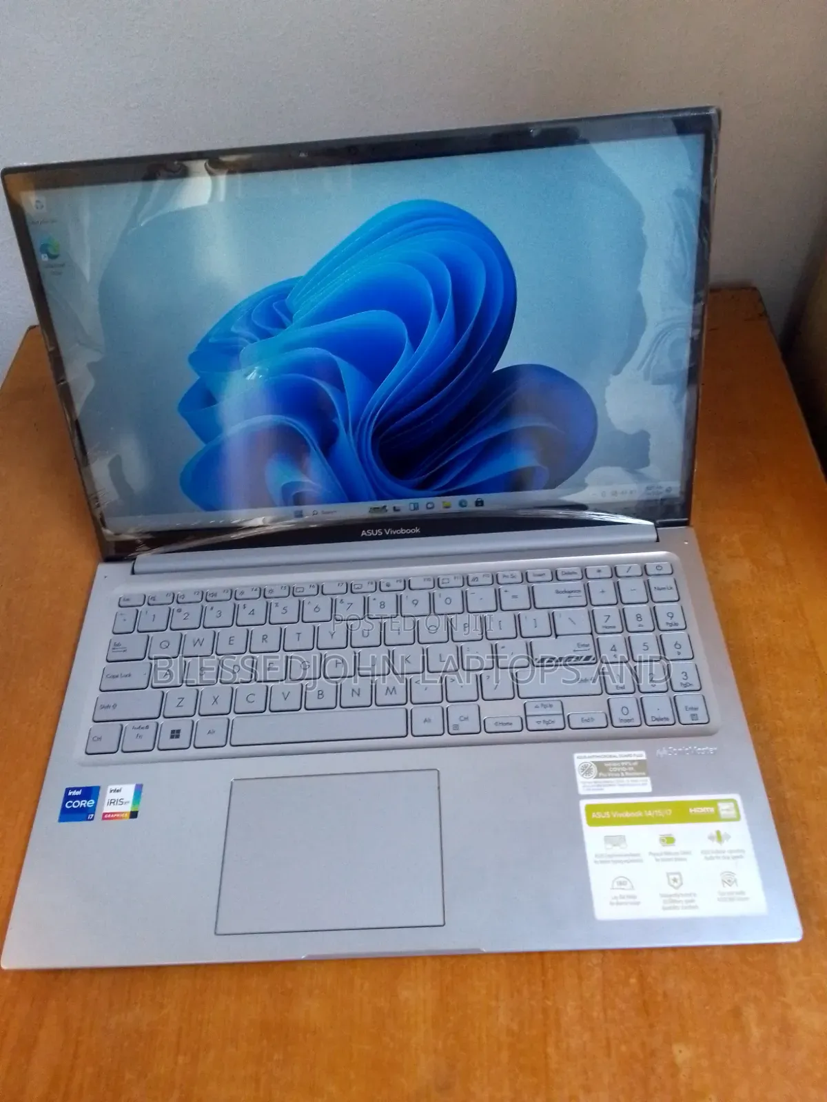 Laptop Asus 8GB Intel Core i7 SSD 256GB