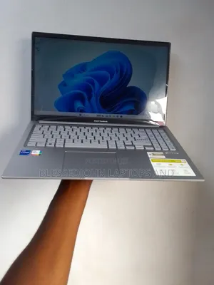 Laptop Asus 8GB Intel Core i7 SSD 256GB
