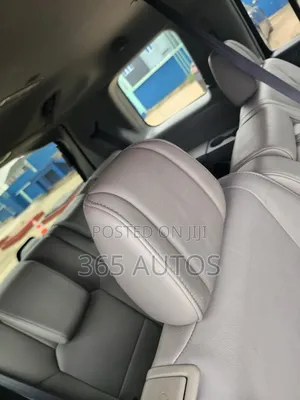 Honda Pilot Touring w/RES/Navi 4WD (3.5L 6cyl 5A) 2012 Black