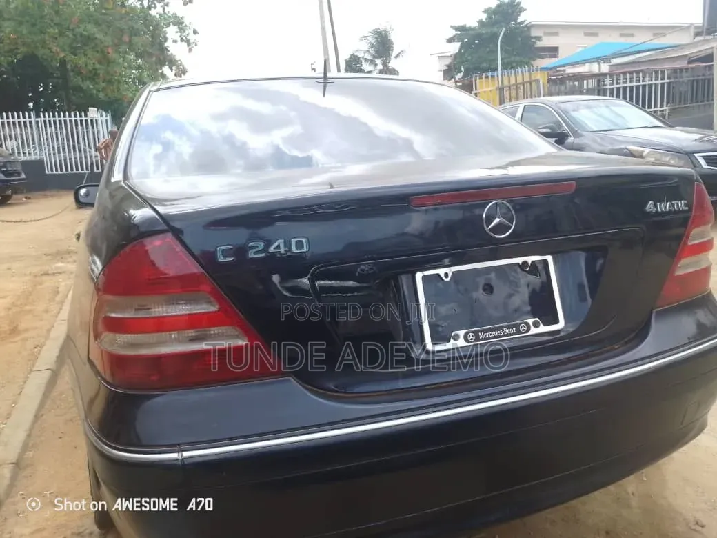 Mercedes-Benz C240 2005 Blue