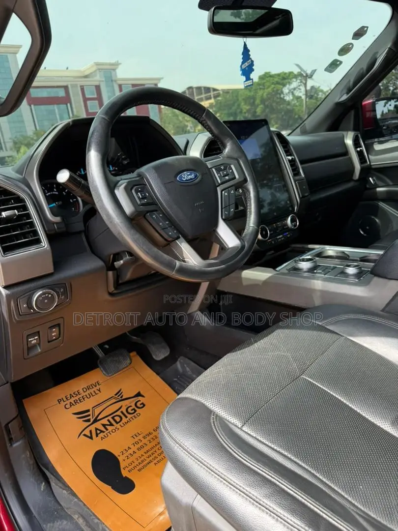 Ford Expedition 2018 Red