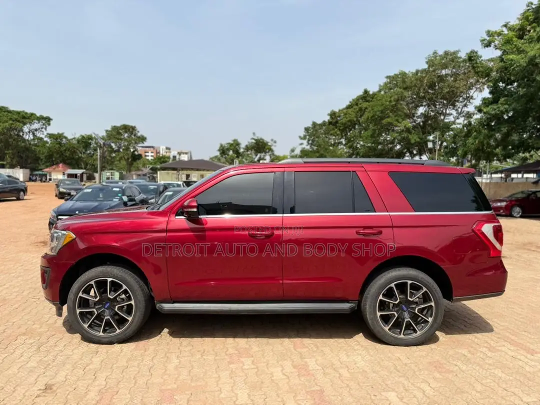 Ford Expedition 2018 Red
