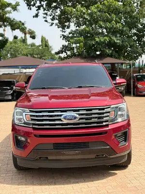 Ford Expedition 2018 Red