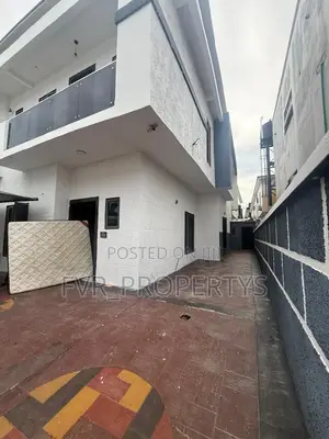 4bdrm Duplex in Orchid, Ikota for rent
