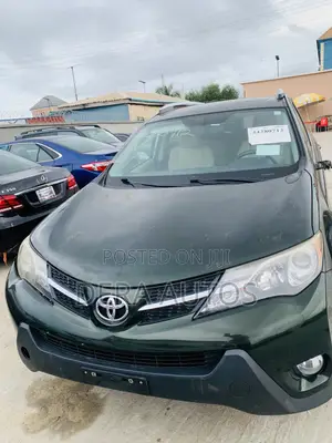 Toyota RAV4 2013 Green