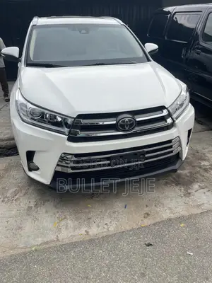 Toyota Highlander Limited 4x2 V6 (3.5L 6cyl 8A) 2018 White