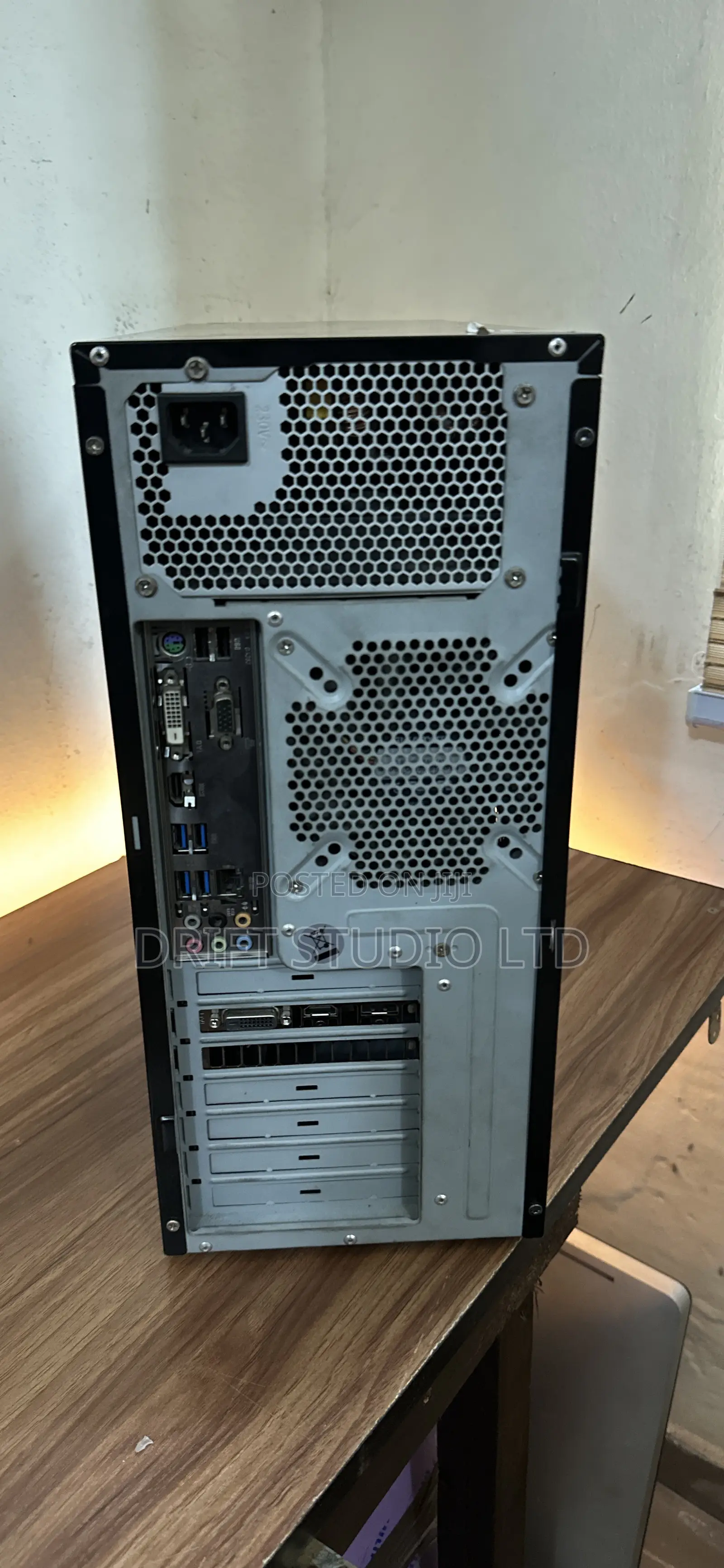 Desktop Computer Gigabyte GB-BKi3HA-7100 24GB Intel Core i7 HDD 1T