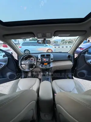 Toyota RAV4 2010 Blue
