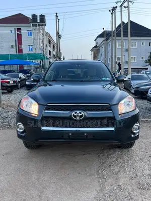 Toyota RAV4 2010 Blue