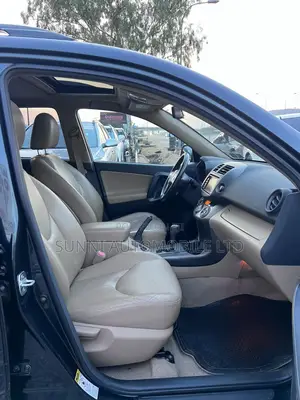 Toyota RAV4 2010 Blue