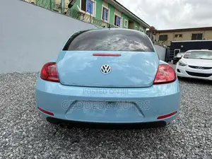 Volkswagen Beetle 2015 Blue