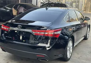 Toyota Avalon Limited 4dr Sedan (3.5L 6cyl 6A) 2015 Black