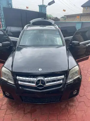 Mercedes-Benz GLK-Class 2010 Black