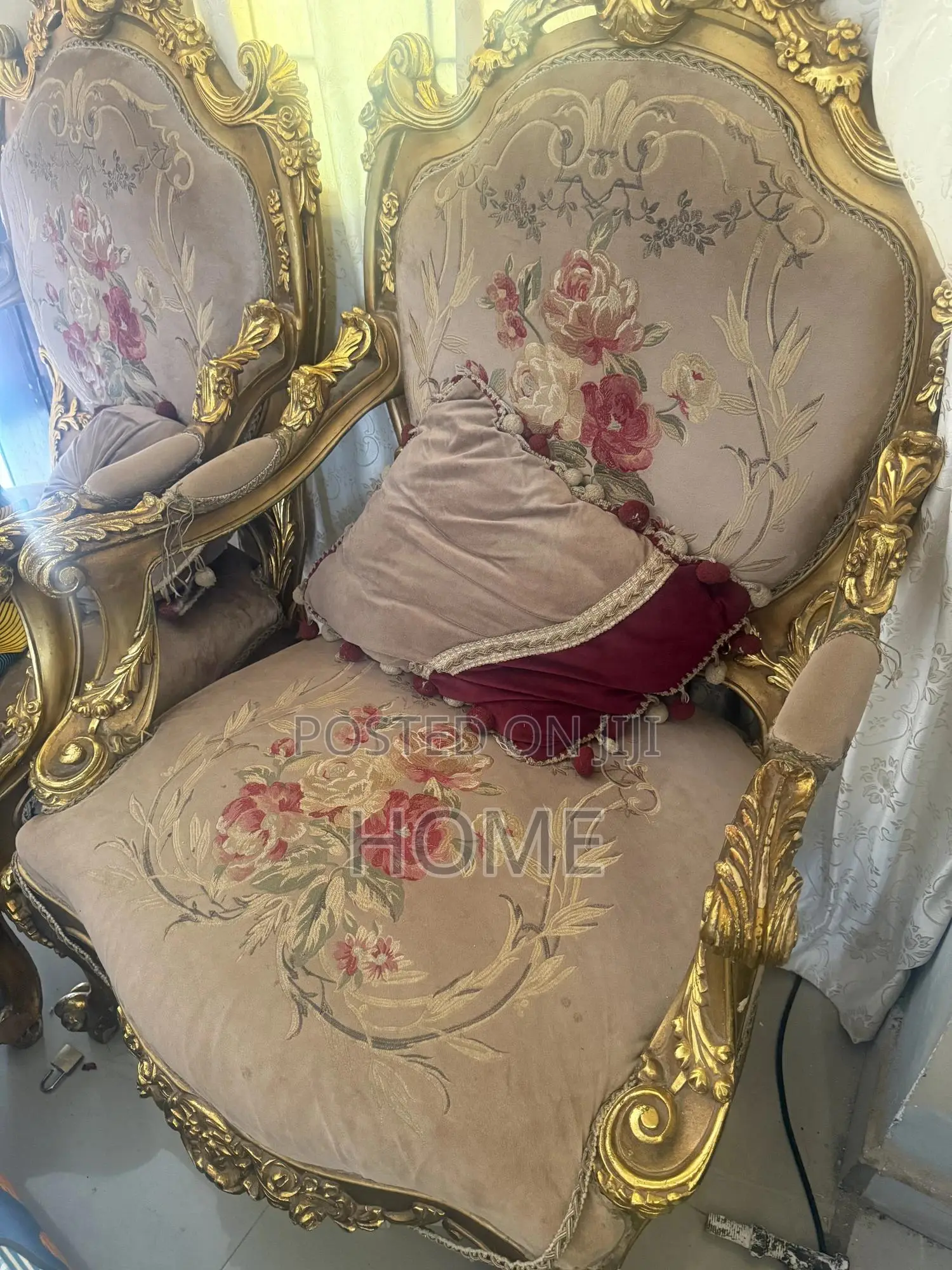 Royal Chair