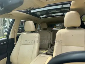 Toyota Highlander Limited Platinum 4dr SUV AWD (3.5L 6cyl 6A) 2015 Gray