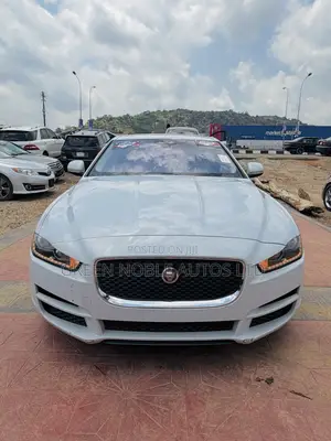 Jaguar XE 2016 White