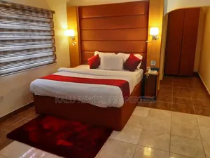 Luxury High Commercial Property for Rent