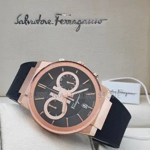 Salvatore Ferragamo Luxury Men Rubber Wristwatch – Stylish Durable