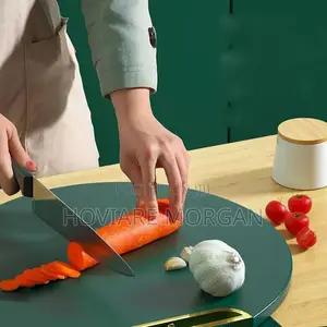 Round Chopping Board With Stand