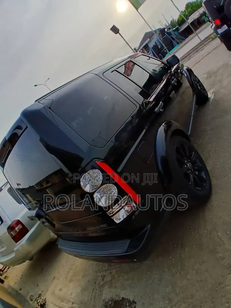 Land Rover Lr4 2012 Black