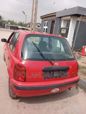Nissan Micra 2002 Red