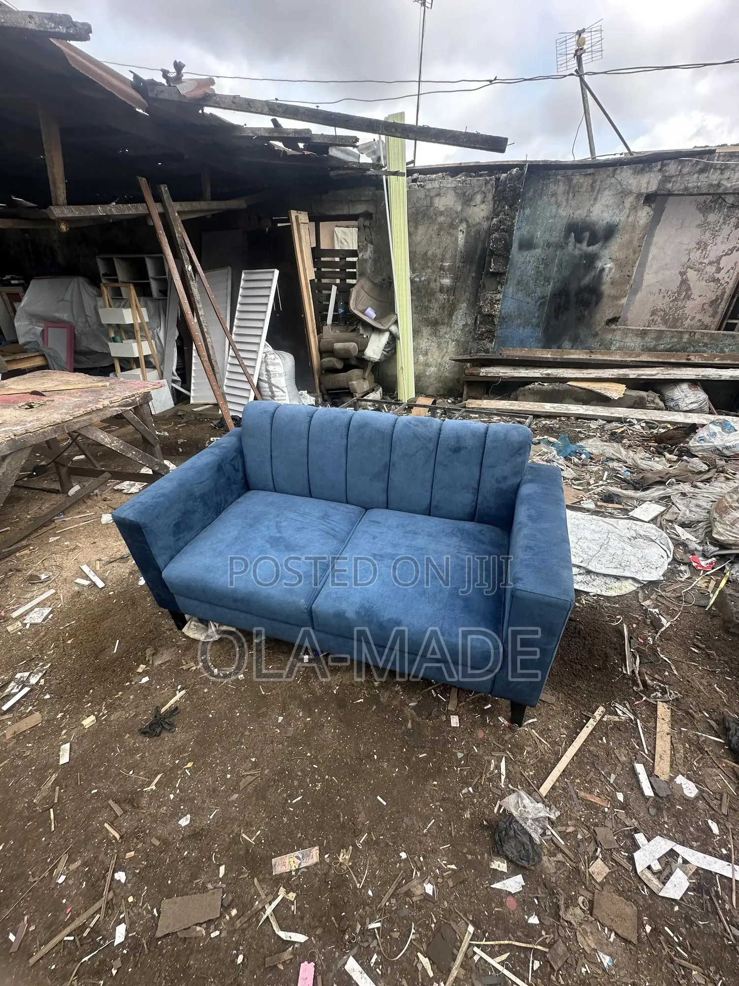 Double Seater Chair