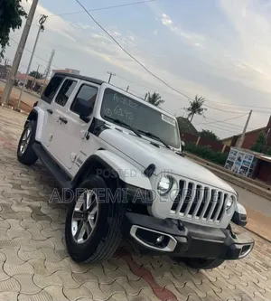 Jeep Wrangler 2019 White