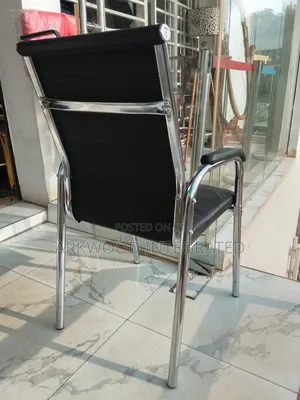 Office Chair With 4 Metal Legs Visitors Chair
